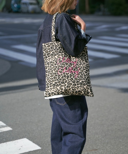 LBC（エルビーシー）の「ジャガードA4トートバッグ（トートバッグ・レディース・ライトブラウン/コーラル/ブラック・FREE）」の2枚目の写真