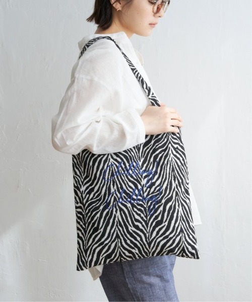 LBC（エルビーシー）の「ジャガードA4トートバッグ（トートバッグ・レディース・ライトブラウン/コーラル/ブラック・FREE）」の12枚目の写真