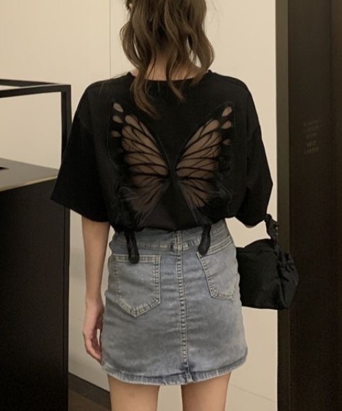 SHEENA(シーナ)の「シアーバタフライ半袖Tシャツ(Tシャツ/カットソー・レディース・ブラック/ホワイト・M)」の4枚目の写真