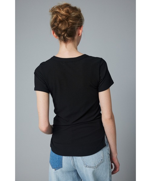 HeRIN.CYE（ヘリンドットサイ）の「Crew neck tee  クルーネックティー（Tシャツ/カットソー・レディース・パープル/ブラック/ホワイト/レッド・FREE）」の7枚目の写真