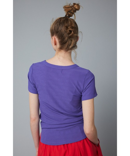HeRIN.CYE（ヘリンドットサイ）の「Crew neck tee  クルーネックティー（Tシャツ/カットソー・レディース・パープル/ブラック/ホワイト/レッド・FREE）」の10枚目の写真