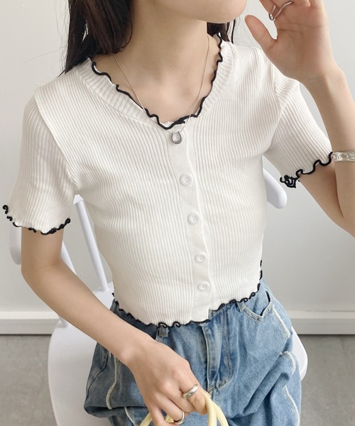 United store(ユナイテッドストア)の「メローフリルクロップドトップ(Tシャツ/カットソー・レディース・ホワイト/ブラック/ブルー・FREE)」の4枚目の写真