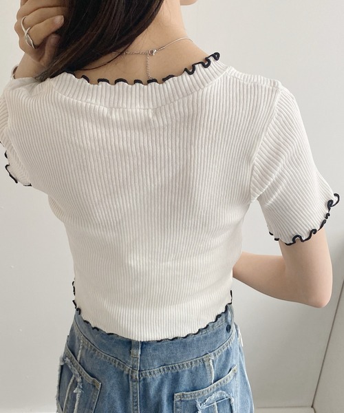 United store(ユナイテッドストア)の「メローフリルクロップドトップ(Tシャツ/カットソー・レディース・ホワイト/ブラック/ブルー・FREE)」の6枚目の写真