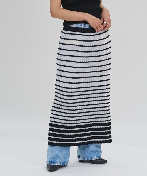 oll(オール)の「Sheer boarder skirt(スカート・レディース・ホワイト/ブラック/ホワイト×ブラック・FREE)」の17枚目の写真
