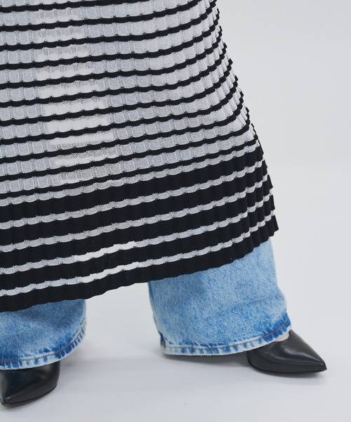 oll(オール)の「Sheer boarder skirt(スカート・レディース・ホワイト/ブラック/ホワイト×ブラック・FREE)」の13枚目の写真