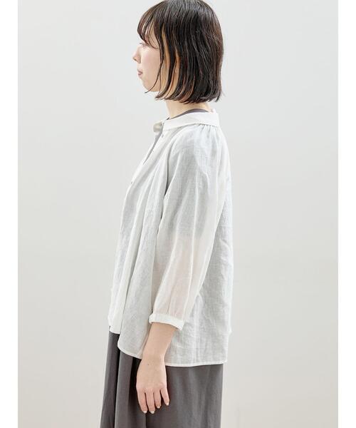 Samansa Mos2（サマンサ モスモス）の「【抗菌防臭】初夏のふんわりギャザーシャツ（シャツ/ブラウス・レディース・オフホワイト/ピンク/ブルー/ブラック・F）」の16枚目の写真