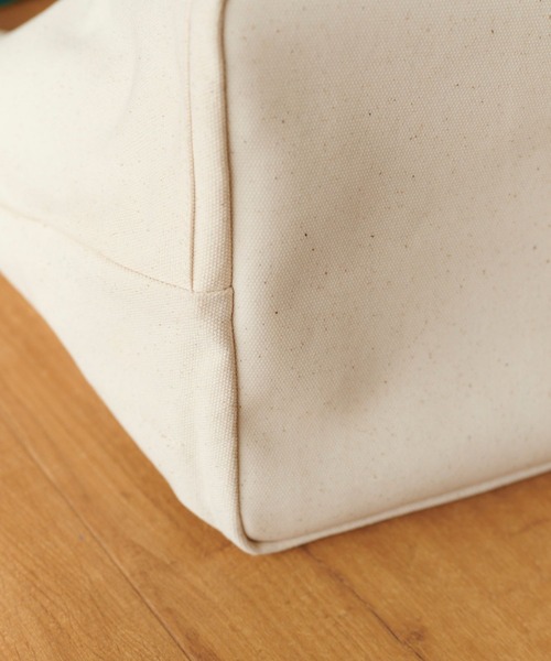 studio CLIP（スタディオクリップ）の「【玄長なおこさんコラボ】2WAY撥水BIGトートバッグ（トートバッグ・レディース・ライトグレー/ナチュラル・FREE）」の22枚目の写真