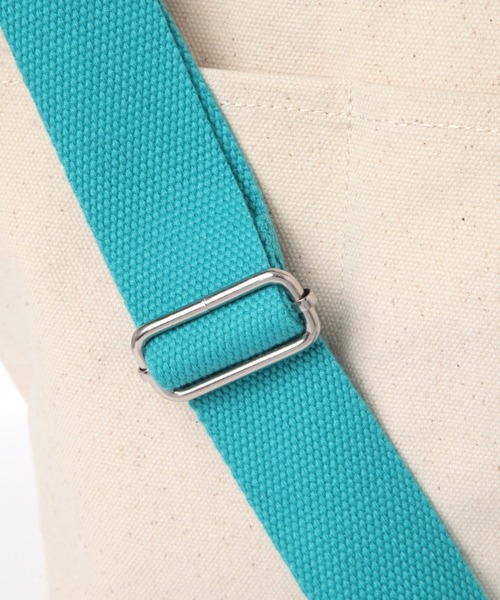 studio CLIP（スタディオクリップ）の「【玄長なおこさんコラボ】2WAY撥水BIGトートバッグ（トートバッグ・レディース・ライトグレー/ナチュラル・FREE）」の4枚目の写真