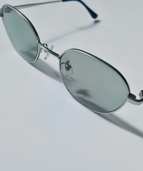 y/m by RIKA（イムバイリカ）の「Shades r02（サングラス・レディース・ブラック/グリーン・FREE）」の3枚目の写真