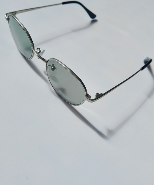 y/m by RIKA（イムバイリカ）の「Shades r02（サングラス・レディース・ブラック/グリーン・FREE）」の7枚目の写真