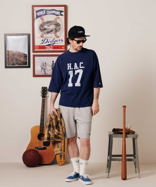 Right-on（ライトオン）の「【Hollywood athletic co】フットボール７分Ｔシャツ（Tシャツ/カットソー・メンズ・ホワイト/ネイビー・S/XL/L/M）」の4枚目の写真