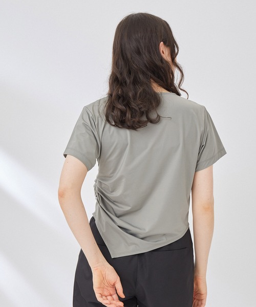 NERGY（ナージー）の「【水陸両用＆ UV】Aqua jersey ドレープTシャツ（Tシャツ/カットソー・レディース・ブラック/カーキ・FREE）」の12枚目の写真