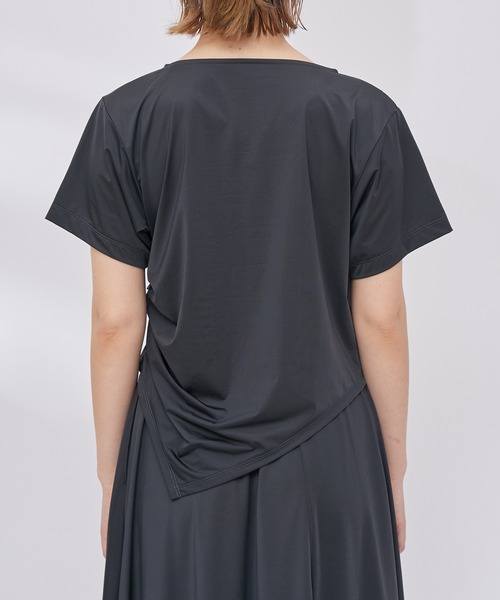 NERGY（ナージー）の「【水陸両用＆ UV】Aqua jersey ドレープTシャツ（Tシャツ/カットソー・レディース・ブラック/カーキ・FREE）」の16枚目の写真