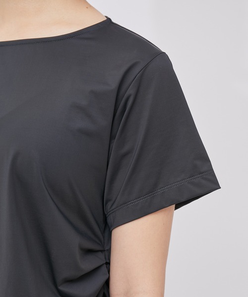 NERGY（ナージー）の「【水陸両用＆ UV】Aqua jersey ドレープTシャツ（Tシャツ/カットソー・レディース・ブラック/カーキ・FREE）」の7枚目の写真