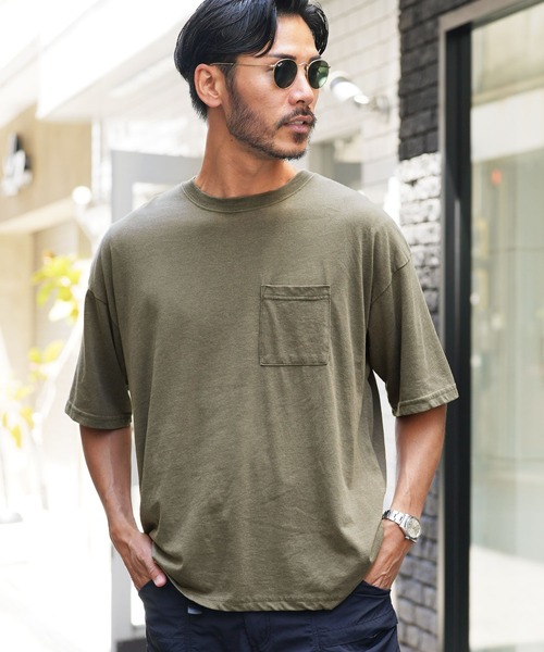 jiggys shop（ジギーズショップ）の「スノーウォッシュ加工ワイドポケット付きオーバーサイズクルーネック半袖Tシャツカットソー（Tシャツ/カットソー・メンズ・ベージュ/ブラック/カーキ・MEDIUM/LARGE/X-LARGE）」の3枚目の写真