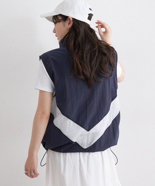 RAGEBLUE（レイジブルー）の「切替シアーナイロンベスト（ベスト・レディース・ピンク/グレー/ネイビー・FREE）」の21枚目の写真