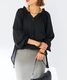 un dix cors（アンディコール）の「《デコルテラインのキレイ見せ》シボボイルスキッパーブラウス（シャツ/ブラウス）」