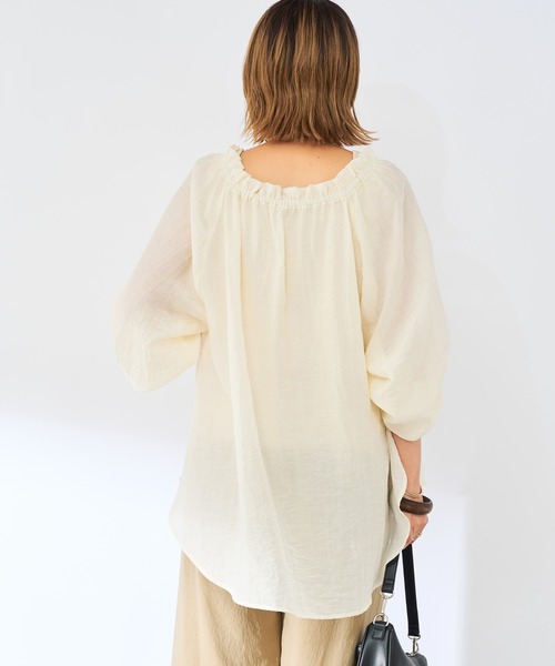 un dix cors(アンディコール)の「《デコルテラインのキレイ見せ》シボボイルスキッパーブラウス(シャツ/ブラウス・レディース・オフホワイト/ブラック/ピンク・FREE)」の7枚目の写真