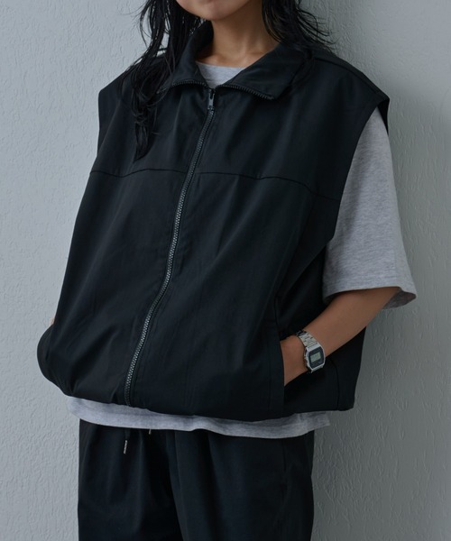 COLONY 2139（コロニートゥーワンスリーナイン）の「ストレッチスケーターベスト（ベスト・メンズ・ブラック・LARGE/MEDIUM）」の7枚目の写真