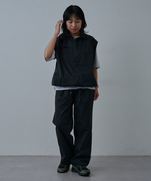 COLONY 2139（コロニートゥーワンスリーナイン）の「ストレッチスケーターベスト（ベスト・メンズ・ブラック・LARGE/MEDIUM）」の16枚目の写真