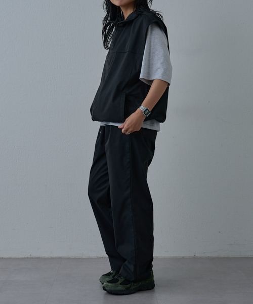 COLONY 2139（コロニートゥーワンスリーナイン）の「ストレッチスケーターベスト（ベスト・メンズ・ブラック・LARGE/MEDIUM）」の17枚目の写真