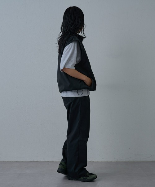 COLONY 2139（コロニートゥーワンスリーナイン）の「ストレッチスケーターベスト（ベスト・メンズ・ブラック・LARGE/MEDIUM）」の18枚目の写真