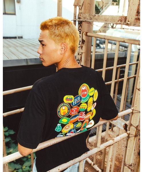 HUF（ハフ）の「FRUITSTAND TEE  / HUF ハフ 半袖 プリント Tシャツ（Tシャツ/カットソー・メンズ・ブラック/サックスブルー/ホワイト・SMALL/MEDIUM/LARGE/X-LARGE/XX-LARGE）」の7枚目の写真