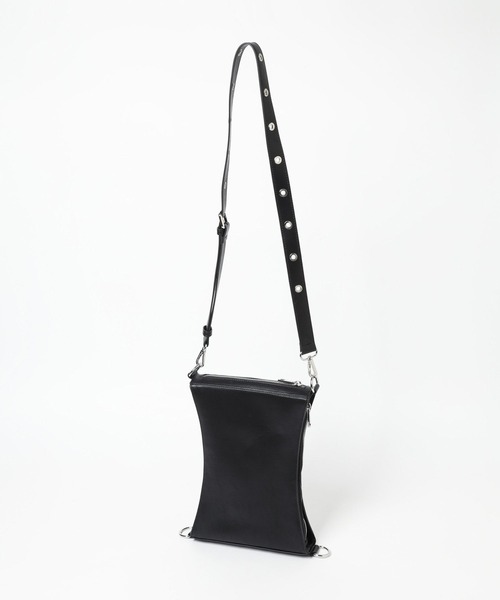 HARE（ハレ）の「ZIP2WAYショルダーBAG(HARE)（ショルダーバッグ・メンズ・ブラック/ブラック系その他・FREE）」の7枚目の写真