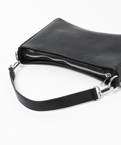 HARE（ハレ）の「ZIP2WAYショルダーBAG(HARE)（ショルダーバッグ・メンズ・ブラック/ブラック系その他・FREE）」の11枚目の写真