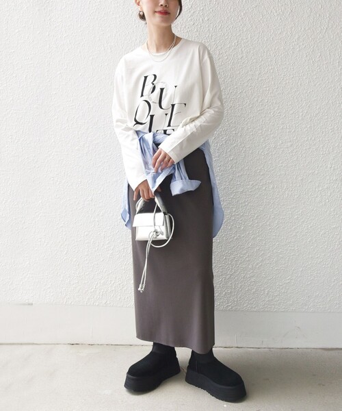 UGG(アグ)の「UGG:CLASSIC MINI DIPPER(ブーツ・レディース・ブラック/キャメル・23/24/25)」の17枚目の写真