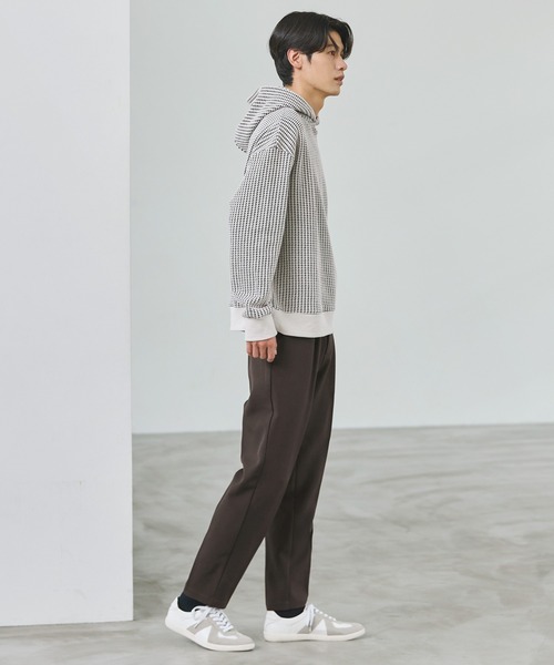 ESSENTIALS WARDROBE(エッセンシャルワードローブ)の「リブ配色コットンワッフルニットプルパーカー(パーカー・メンズ・ブラック/ホワイト・L/XL/S/M)」の10枚目の写真