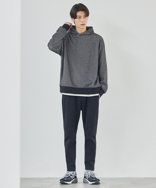 ESSENTIALS WARDROBE(エッセンシャルワードローブ)の「リブ配色コットンワッフルニットプルパーカー(パーカー・メンズ・ブラック/ホワイト・L/XL/S/M)」の16枚目の写真