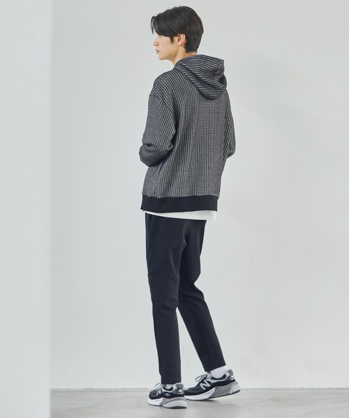 ESSENTIALS WARDROBE(エッセンシャルワードローブ)の「リブ配色コットンワッフルニットプルパーカー(パーカー・メンズ・ブラック/ホワイト・L/XL/S/M)」の18枚目の写真