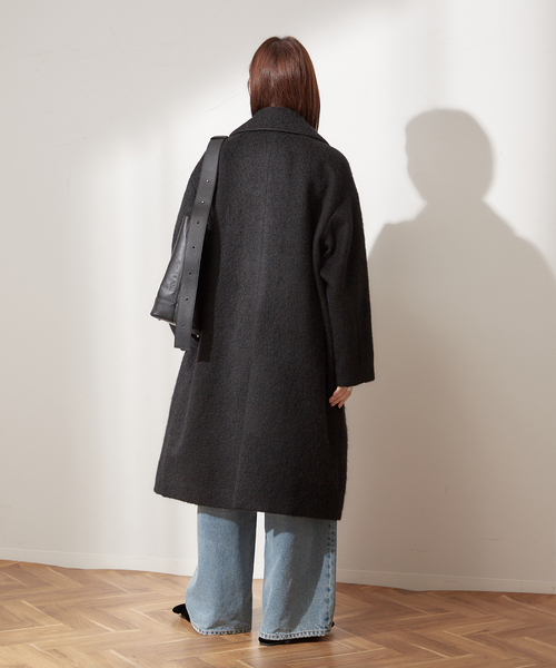 journal standard L'essage(ジャーナルスタンダードレサージュ)の「ループシャギーコート(その他アウター・レディース・ブラック/ベージュ/ブルー・FREE)」の6枚目の写真