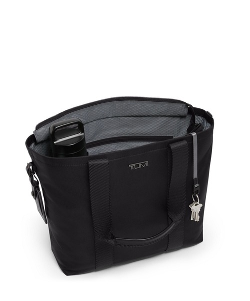 TUMI GOLF エッセンシャル・スモール・イースト・ウェスト・トート