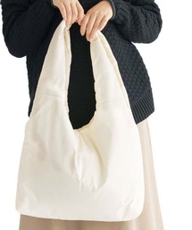 LOSUCA（ロスカ）の「中綿入りトートバッグ / 肩掛けバッグ ショルダーバッグ 多収納 大容量 スクール オフィスカジュアル 通勤 通学 旅行 マザーズバック ナチュラル フレンチ シティガール（トートバッグ）」