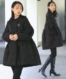 RUIRUE BOUTIQUE（ルイルエブティック）の「ミックスステッチ・ボリュームペプラム 中綿コート ｜ アウター 体型カバー オーバーサイズ 防寒対策 高級感 袖ボリューム ミディアム丈 ノーカラー キルティングコート（ダウンジャケット/コート・レディース）」