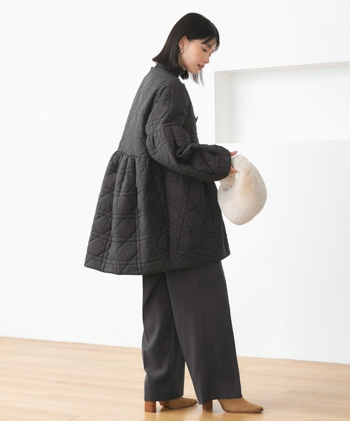 ミックスステッチ・ボリュームペプラム 中綿コート ｜ アウター 体型