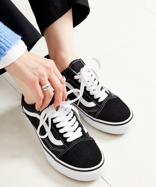 VANS(バンズ)の「VANS/バンズ Old Skool(その他シューズ・レディース・ベージュ/ブラック・22.5cm/23.5cm/24.5cm)」の2枚目の写真