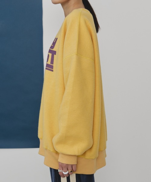 MERLOT（メルロー）の「オーバーサイズロゴプリントスウェット（スウェット・レディース・グレー/ブルー/イエロー・FREE）」の5枚目の写真