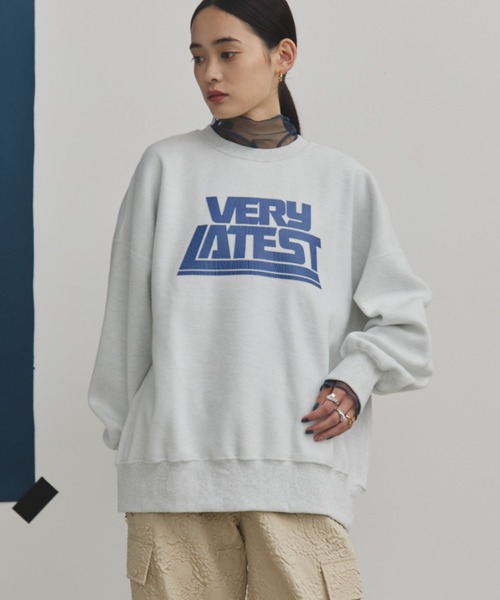 MERLOT（メルロー）の「オーバーサイズロゴプリントスウェット（スウェット・レディース・グレー/ブルー/イエロー・FREE）」の7枚目の写真