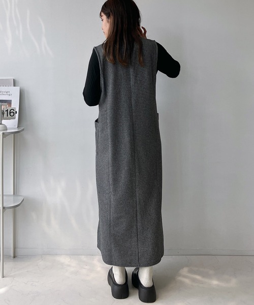 AS KNOW AS plus（アズノゥアズプラス）の「◇Vネックジャンスカとハイネックリブプルオーバー 2点セットアイテム（ジャンパースカート・レディース・ブラック/ブラック系その他/ベージュ系その他/ブラック系その他2・FREE）」の14枚目の写真