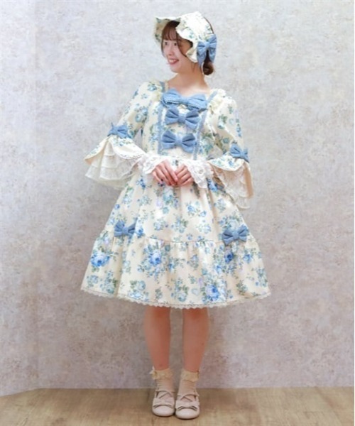 axes femme kawaii(アクシーズファムカワイイ)の「アンティークローズ柄ワンピ(ワンピース・レディース・ワイン/キナリ/グリーン・MEDIUM)」の2枚目の写真