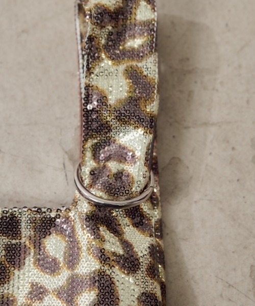 CIAOPANIC TYPY(チャオパニックティピー)の「カラビナ付きアソート柄プリントスパンコールBAG(トートバッグ・レディース・ブラウン/ブラック/シルバー/グレー・ONE SIZE)」の12枚目の写真