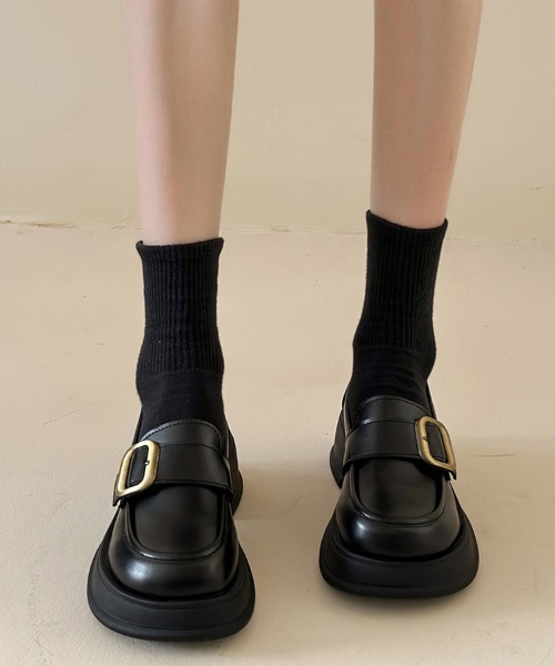 WEGO(ウィゴー)の「WEGO/ベルト付き厚底ローファー(ローファー・レディース・ブラック/ブラウン・MEDIUM/LARGE)」の6枚目の写真