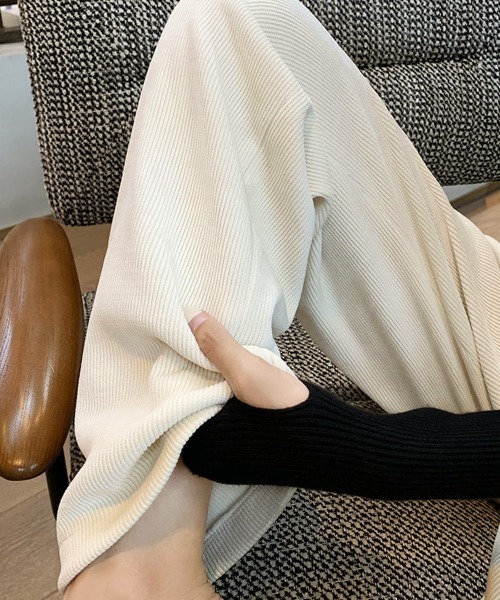 Miniministore(ミニミニストア)の「コーデュロイワイドパンツ 裏起毛ノーマル(スラックス・レディース・アイボリー系1/アイボリー系2/ブラック系1/ブラック系2/グレー系1/グレー系2/ブラウン系1/ブラウン系2・M/L/XL)」の18枚目の写真