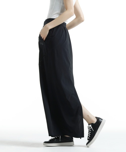 Y-3（ワイスリー）の「W LONG SKIRT（スカート・レディース・ブラック・SMALL/X-SMALL/XX-SMALL/MEDIUM）」の2枚目の写真