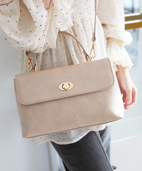 MAJESTIC LEGON（マジェスティックレゴン）の「クラシカルハンドバッグ（ハンドバッグ・レディース・ベージュ/ブラック・FREE）」の2枚目の写真