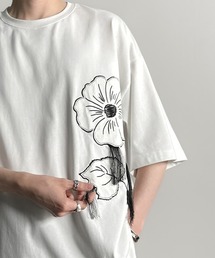 Classical Origin(�N���V�J���I���W��)�́yClassical Origin�z�u�V�ѐS���h�ꓮ���B�v�t�����[�X�e�b�`�A�b�v���P�f�U�C��T�V���c�^Flower Stitch Applique Design T-Shirt(T�V���c/�J�b�g�\�[)