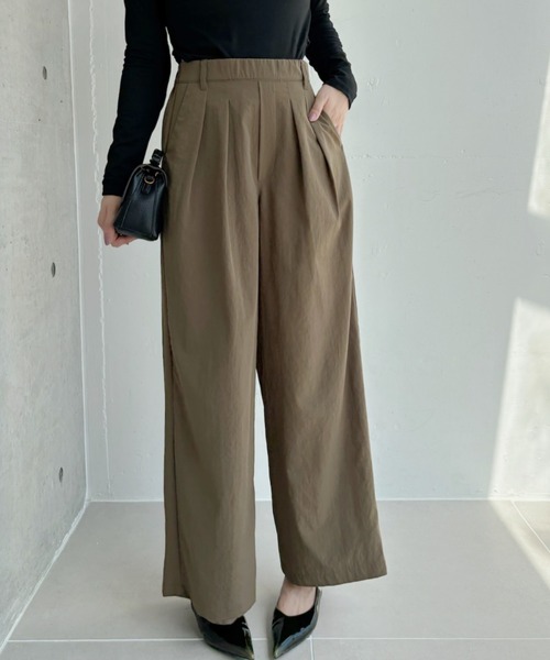 Eclat one(エクラワン)の「【Eclat one】タック ベーシック ワイドパンツ(スラックス・レディース・ベージュ/ブラック/カーキ・FREE)」の6枚目の写真